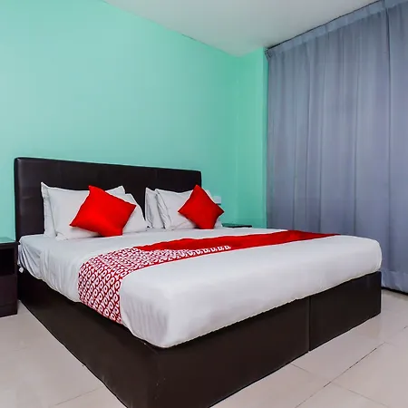 Oyo 499 Comfort Hotel Sentul